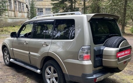 Mitsubishi Pajero IV, 2006 год, 1 220 000 рублей, 7 фотография