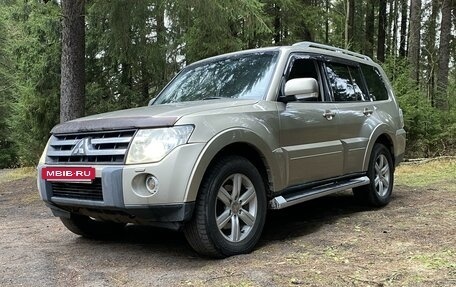 Mitsubishi Pajero IV, 2006 год, 1 220 000 рублей, 13 фотография