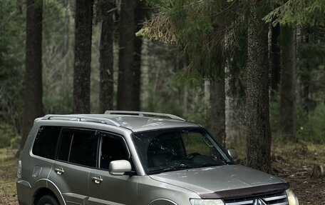 Mitsubishi Pajero IV, 2006 год, 1 220 000 рублей, 18 фотография