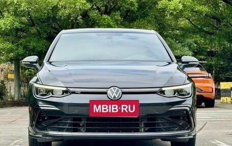 Volkswagen Golf VIII, 2023 год, 2 790 000 рублей, 2 фотография