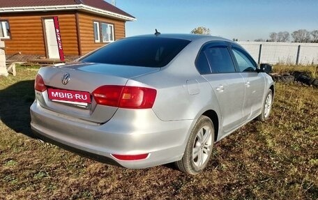 Volkswagen Jetta VI, 2012 год, 950 000 рублей, 7 фотография