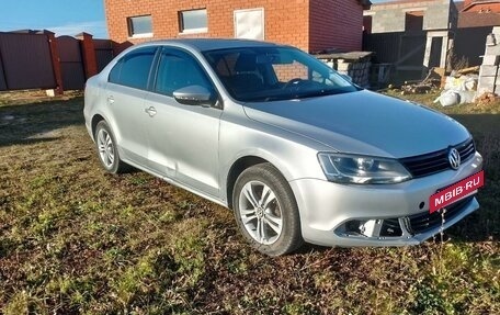 Volkswagen Jetta VI, 2012 год, 950 000 рублей, 9 фотография