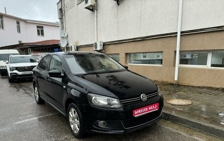 Volkswagen Polo VI (EU Market), 2012 год, 900 000 рублей, 1 фотография