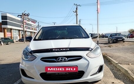 Hyundai Solaris II рестайлинг, 2012 год, 840 000 рублей, 3 фотография