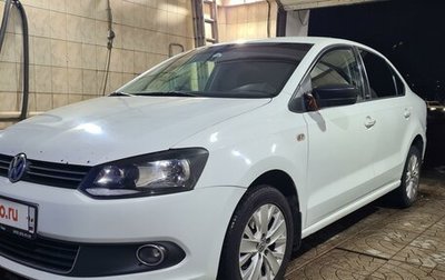 Volkswagen Polo VI (EU Market), 2014 год, 990 000 рублей, 1 фотография