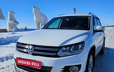 Volkswagen Tiguan I, 2016 год, 1 900 000 рублей, 1 фотография