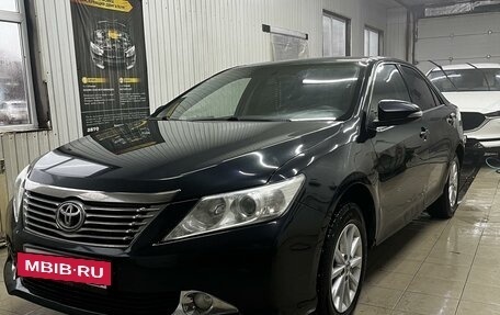 Toyota Camry, 2012 год, 1 260 000 рублей, 2 фотография