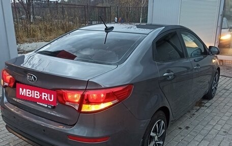 KIA Rio III рестайлинг, 2017 год, 950 000 рублей, 4 фотография