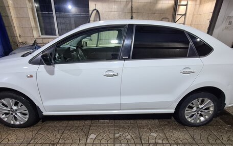 Volkswagen Polo VI (EU Market), 2014 год, 990 000 рублей, 2 фотография