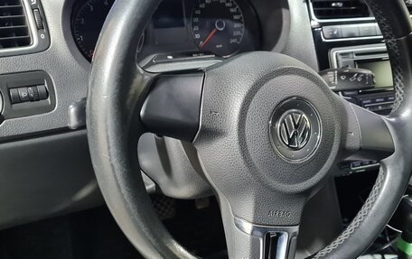 Volkswagen Polo VI (EU Market), 2014 год, 990 000 рублей, 21 фотография