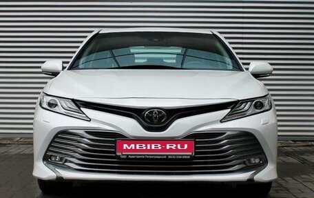 Toyota Camry, 2018 год, 2 952 000 рублей, 13 фотография