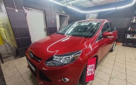 Ford Focus III, 2013 год, 990 000 рублей, 2 фотография