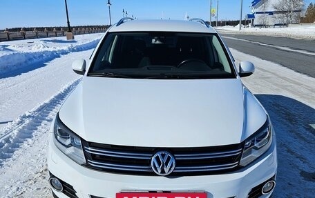 Volkswagen Tiguan I, 2016 год, 1 900 000 рублей, 2 фотография