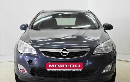 Opel Astra J, 2011 год, 601 000 рублей, 2 фотография