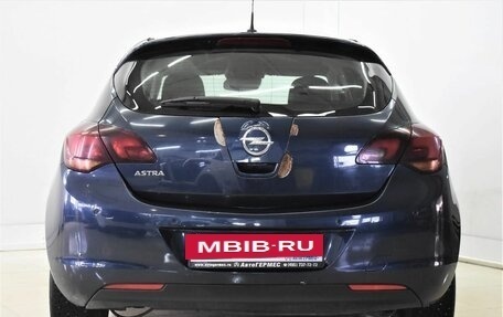 Opel Astra J, 2011 год, 601 000 рублей, 3 фотография