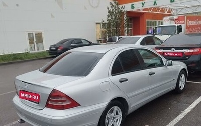 Mercedes-Benz C-Класс, 2003 год, 635 000 рублей, 1 фотография