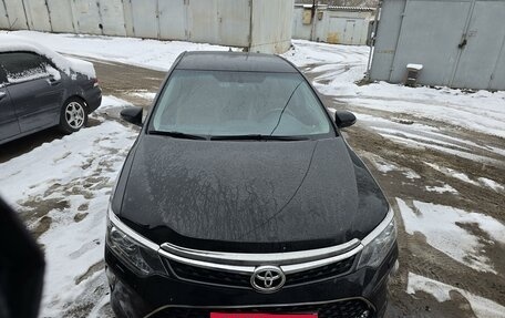 Toyota Camry, 2017 год, 2 400 000 рублей, 1 фотография