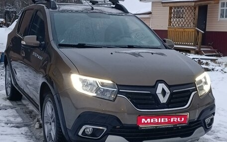 Renault Sandero II рестайлинг, 2018 год, 1 250 000 рублей, 1 фотография