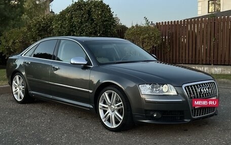 Audi S8, 2007 год, 2 750 000 рублей, 2 фотография