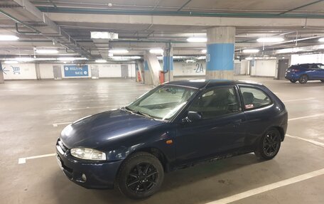 Mitsubishi Colt VI рестайлинг, 2000 год, 130 000 рублей, 2 фотография