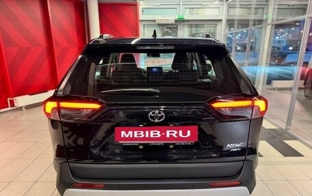 Toyota RAV4, 2024 год, 4 700 000 рублей, 6 фотография