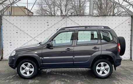 Chevrolet Niva I рестайлинг, 2016 год, 860 000 рублей, 10 фотография