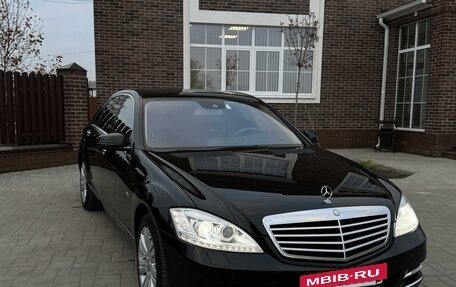 Mercedes-Benz S-Класс, 2011 год, 3 153 000 рублей, 19 фотография