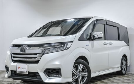 Honda Stepwgn IV, 2018 год, 2 799 000 рублей, 2 фотография