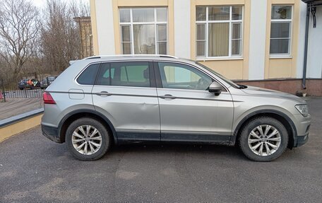 Volkswagen Tiguan II, 2017 год, 1 950 000 рублей, 4 фотография