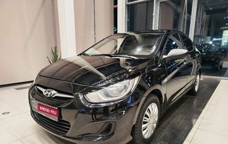 Hyundai Solaris II рестайлинг, 2012 год, 801 000 рублей, 1 фотография