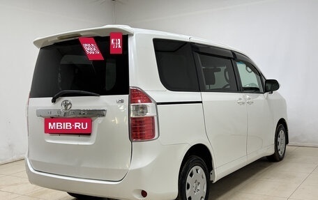 Toyota Noah III, 2008 год, 1 170 000 рублей, 4 фотография