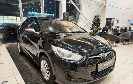 Hyundai Solaris II рестайлинг, 2012 год, 801 000 рублей, 3 фотография