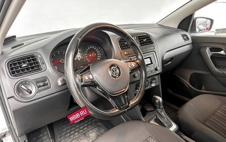 Volkswagen Polo VI (EU Market), 2018 год, 16 фотография