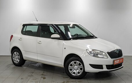 Skoda Fabia II, 2011 год, 750 000 рублей, 3 фотография