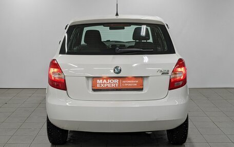 Skoda Fabia II, 2011 год, 750 000 рублей, 6 фотография