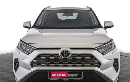 Toyota RAV4, 2021 год, 3 585 000 рублей, 2 фотография