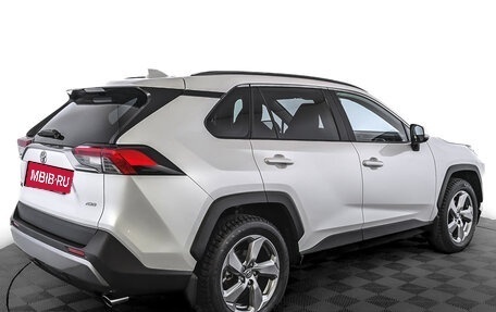 Toyota RAV4, 2021 год, 3 585 000 рублей, 5 фотография