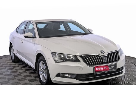 Skoda Superb III рестайлинг, 2017 год, 2 225 000 рублей, 3 фотография