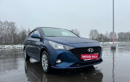 Hyundai Solaris II рестайлинг, 2021 год, 1 500 000 рублей, 9 фотография