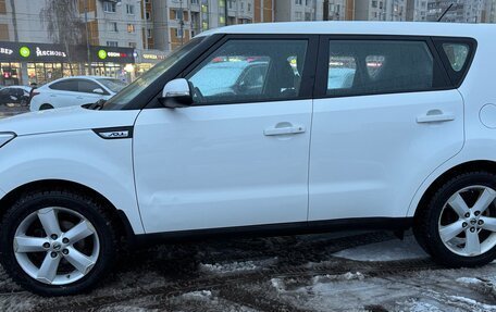 KIA Soul II рестайлинг, 2018 год, 1 790 000 рублей, 2 фотография