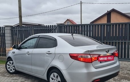 KIA Rio III рестайлинг, 2015 год, 1 080 000 рублей, 10 фотография