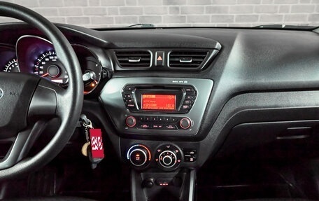 KIA Rio III рестайлинг, 2013 год, 1 130 000 рублей, 17 фотография