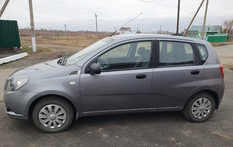 Chevrolet Aveo III, 2011 год, 500 000 рублей, 1 фотография