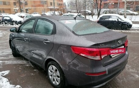 KIA Rio III рестайлинг, 2015 год, 1 350 000 рублей, 6 фотография