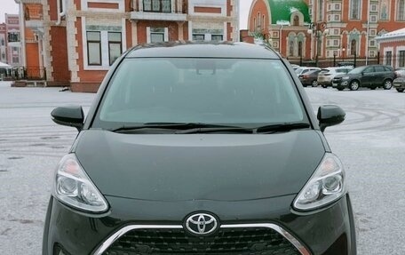 Toyota Sienta II, 2018 год, 1 759 000 рублей, 8 фотография