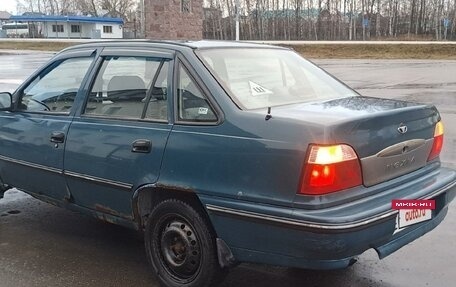 Daewoo Nexia I рестайлинг, 2003 год, 100 000 рублей, 8 фотография