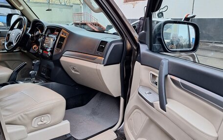 Mitsubishi Pajero IV, 2014 год, 2 750 000 рублей, 4 фотография