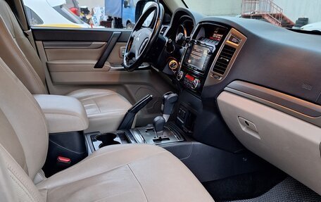 Mitsubishi Pajero IV, 2014 год, 2 750 000 рублей, 18 фотография