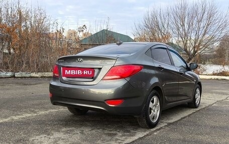 Hyundai Solaris II рестайлинг, 2012 год, 1 075 000 рублей, 4 фотография