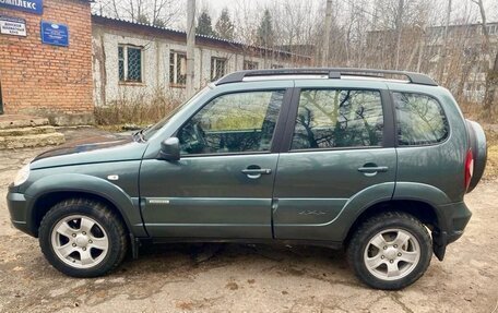 Chevrolet Niva I рестайлинг, 2015 год, 669 000 рублей, 4 фотография